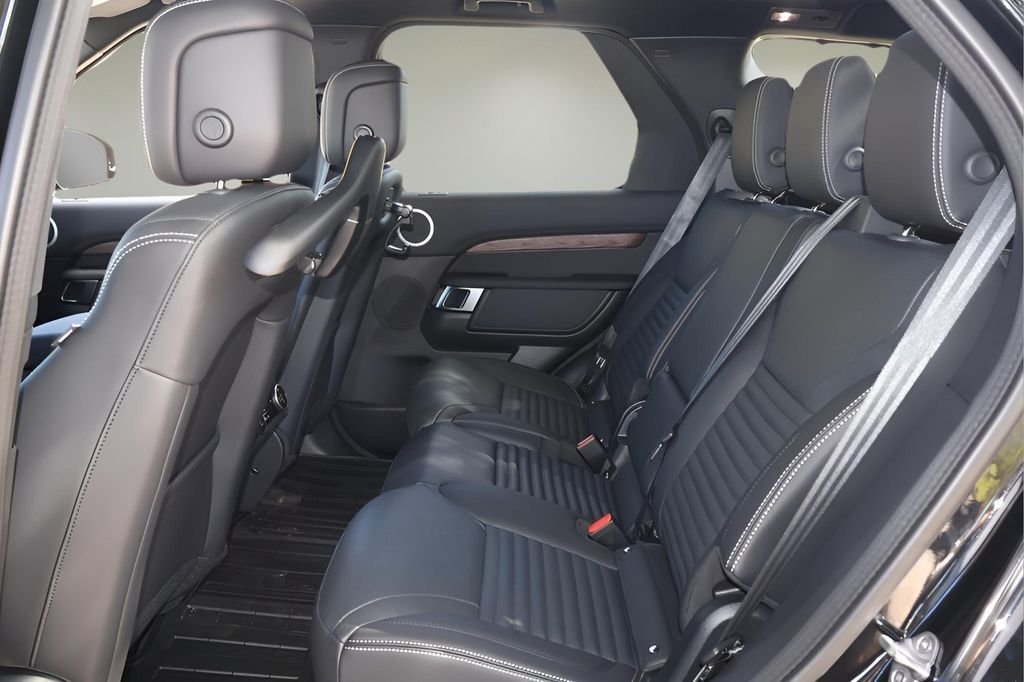 2026 Land Rover Discovery S - Photo 15