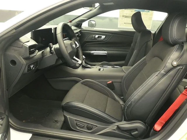 New 2026 Oxford White Ford EcoBoost® Fastback image 13