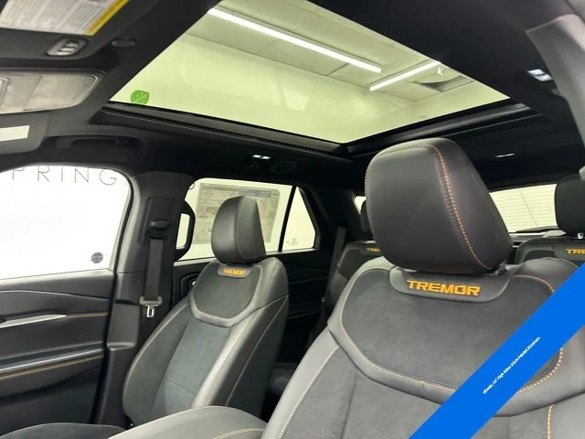 New 2026 Carbonized Gray Metallic Ford Tremor® image 27