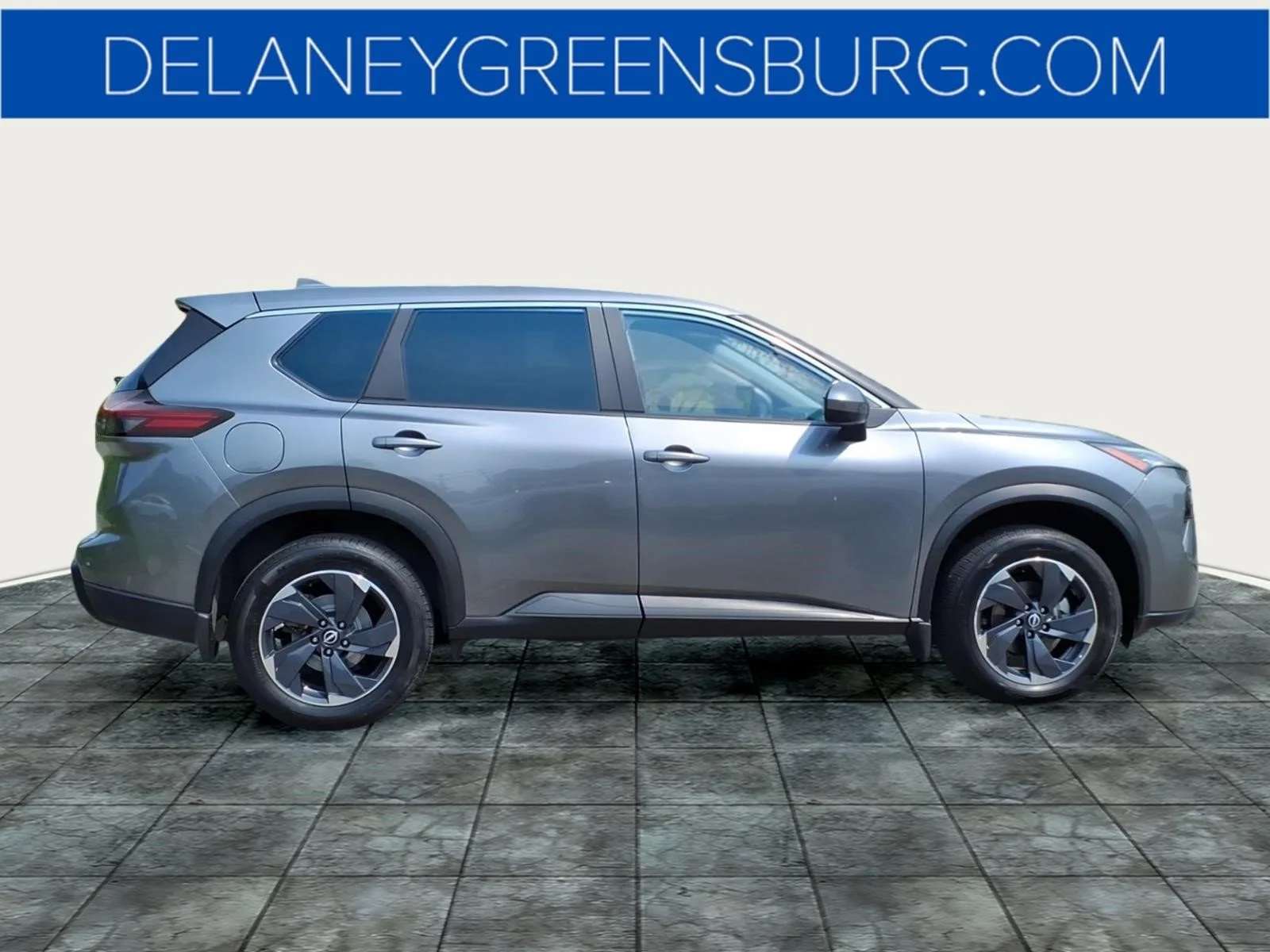 Used 2025 Gun Metallic Kad Nissan SV image 2