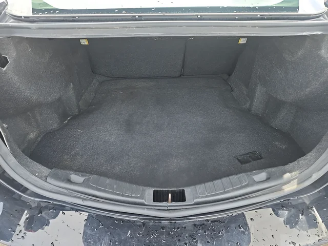Used 2018 Black Ford SE image 20