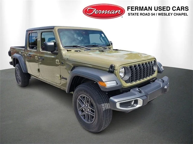 2025 Jeep Gladiator Sport S Auto's photo