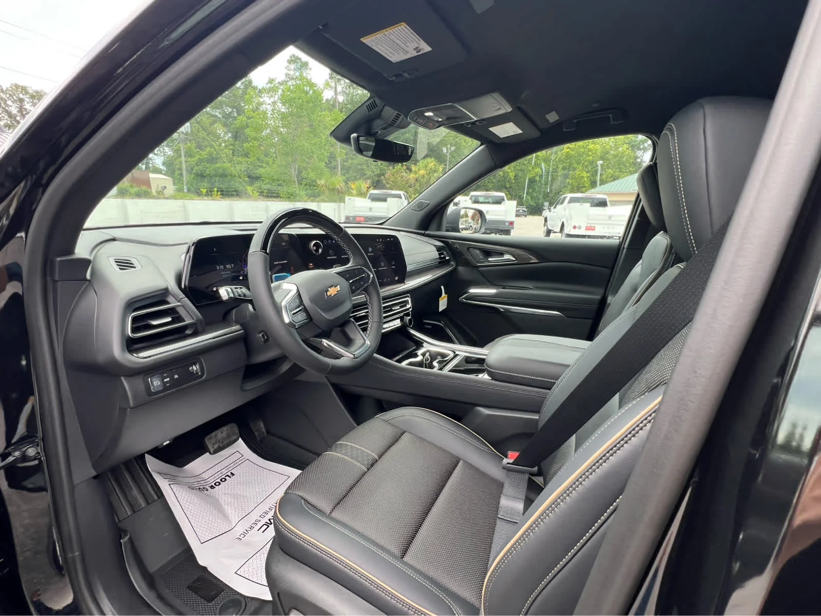 New 2026 Mosaic Black Metallic Chevrolet High Country image 8