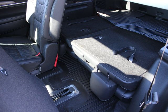 Used 2025 Black Kia EX X-Line image 28