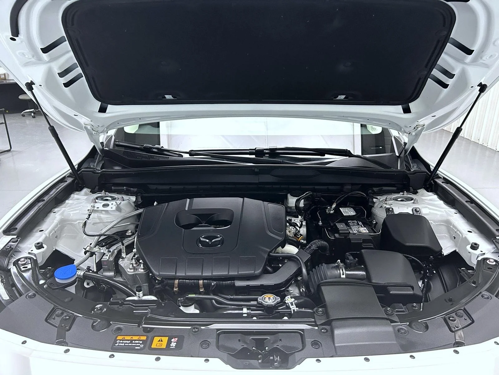 Certified Used 2025 Beige Mazda 2.5 S Premium Plus Package image 24