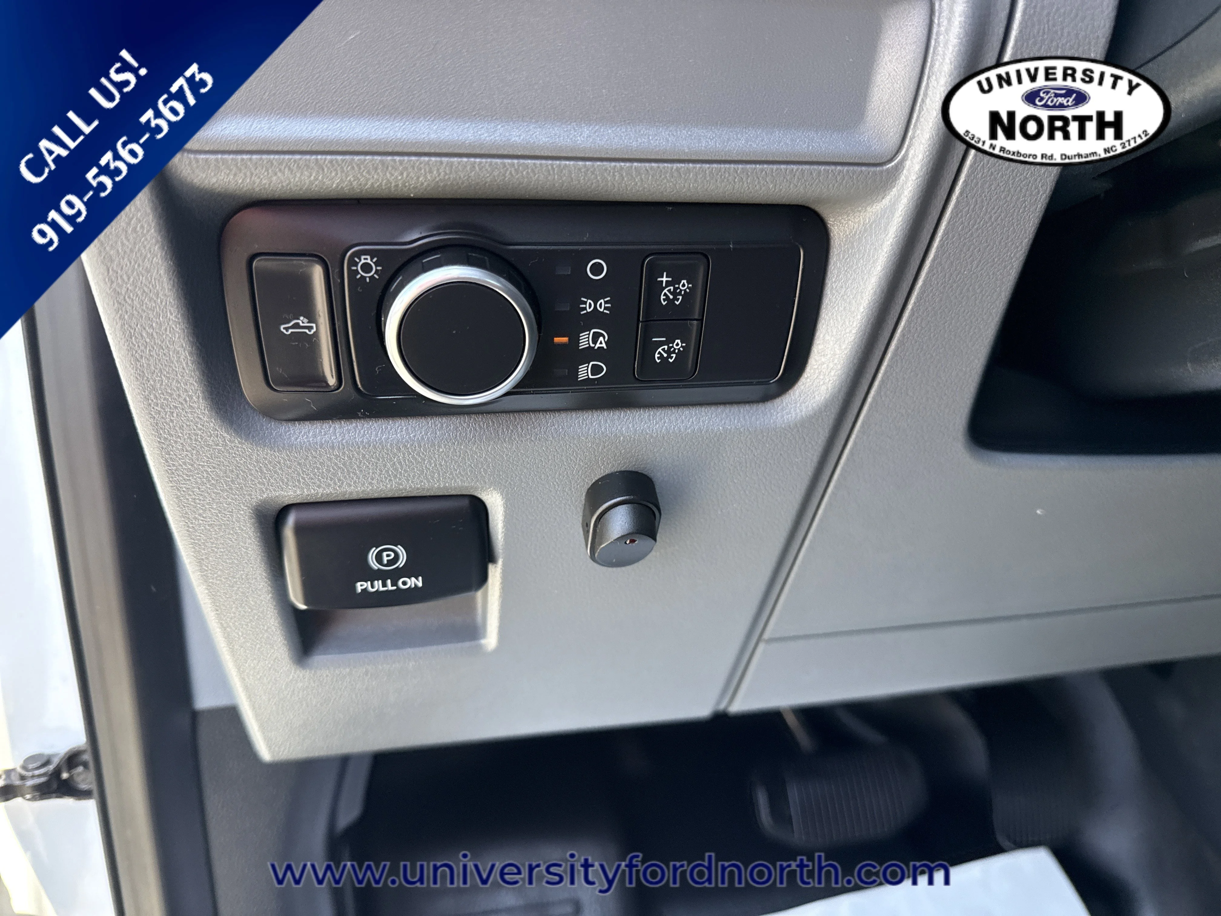 Used 2022 Oxford White Ford XL image 18