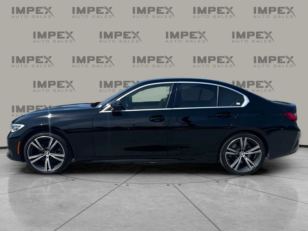 Used 2022 Black BMW 330i xDrive image 2