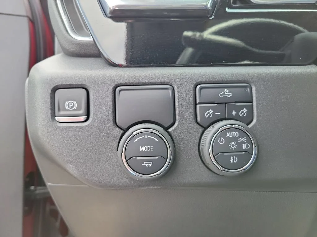 Certified Used 2025 Radiant Red Tintcoat Chevrolet RST image 18