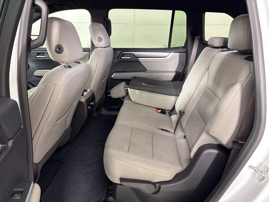 Used 2026 White GMC Elevation image 32