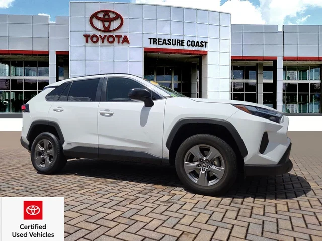 2024 Toyota RAV4 Hybrid LE