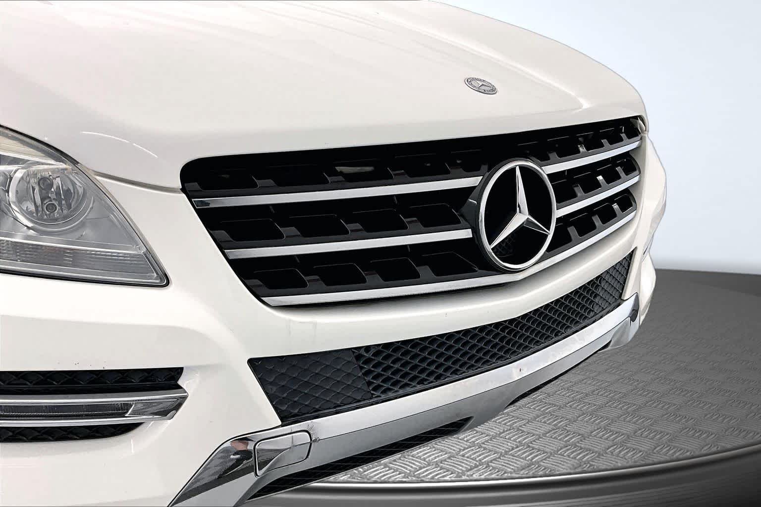 Used 2015 Polar White Mercedes-Benz ML 350 image 26