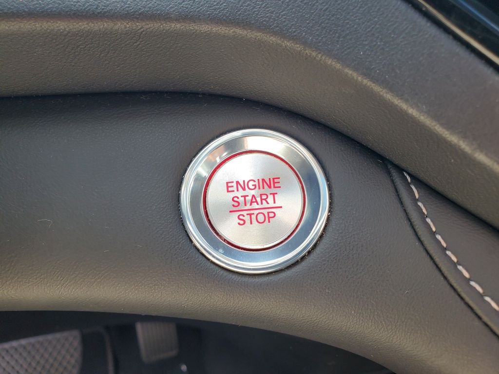 Used 2020  Acura Technology Package image 28