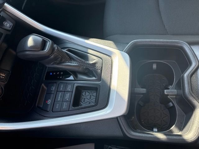 Certified Used 2025 Ice Toyota LE image 21
