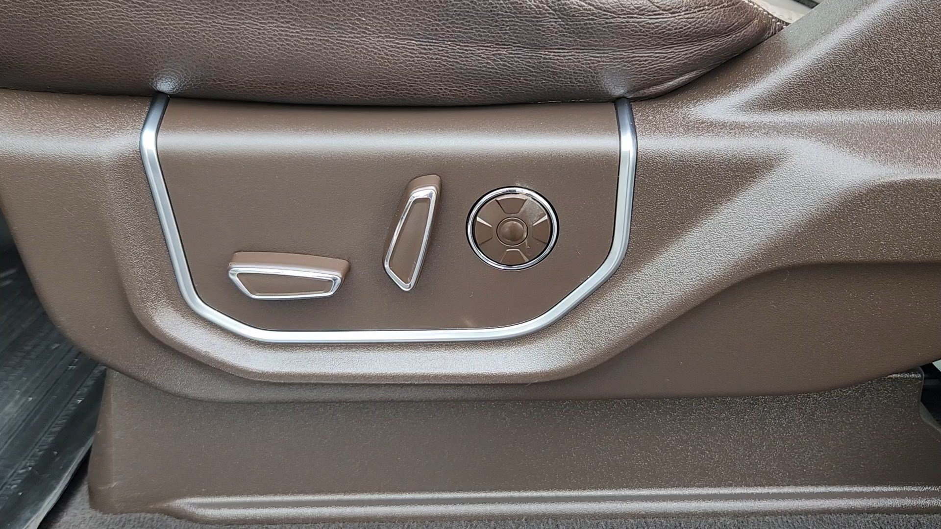 Certified Used 2019 Blue Ford Limited image 8