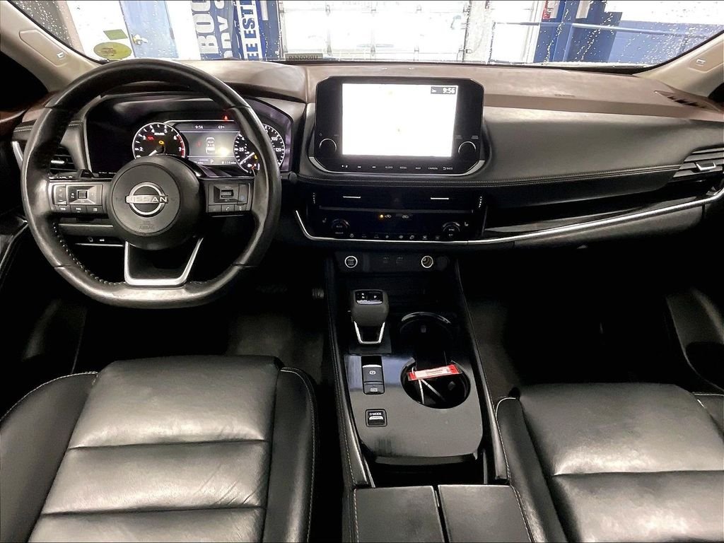 Used 2023 Pearl White Tricoat Nissan SL image 21