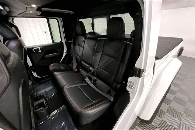 Used 2024 Bright White Clearcoat Jeep Rubicon image 23