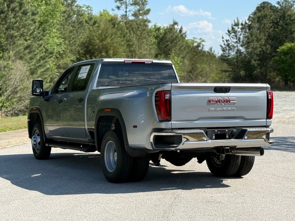 2026 GMC Sierra 3500HD Pro - Photo 11