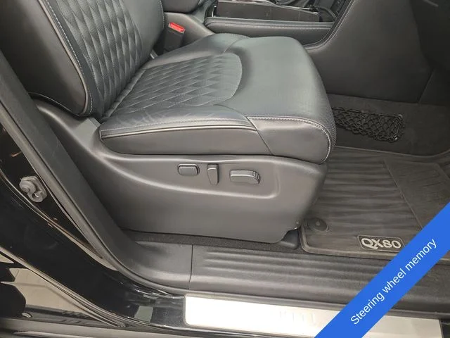 Used 2021 Mineral Black INFINITI Sensory image 10