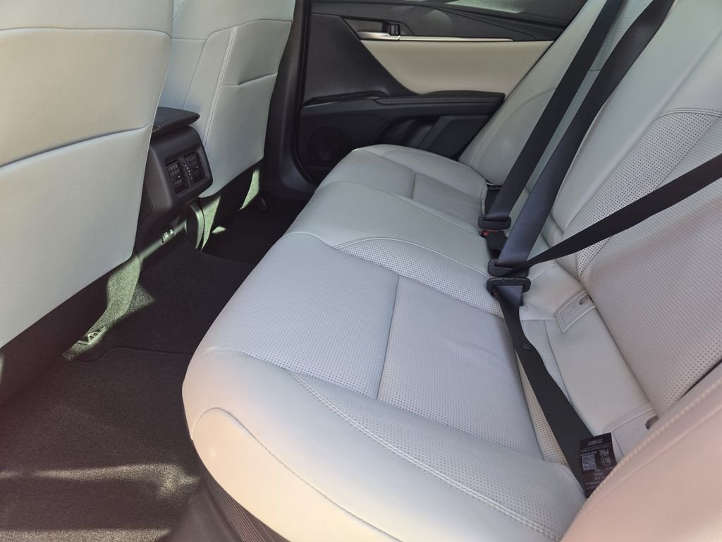 2026 Toyota Camry XLE - Photo 21