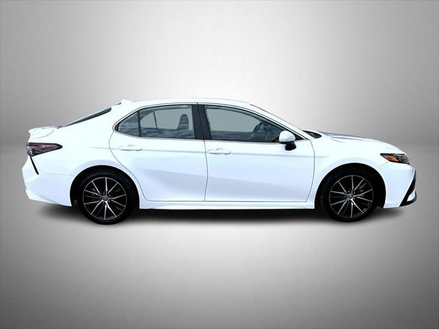 Certified Used 2024 ICE CAP Toyota  image 4
