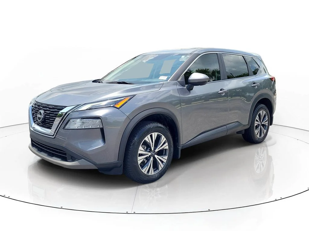 Certified Used 2023 Gray Nissan SV image 4