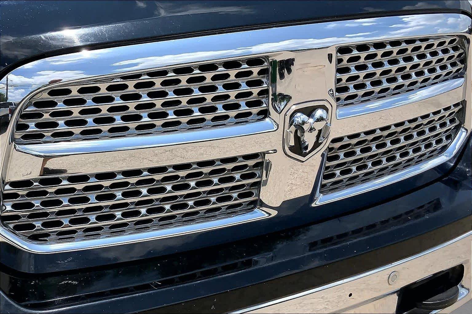 Used 2015 Black Clearcoat Ram Laramie image 28