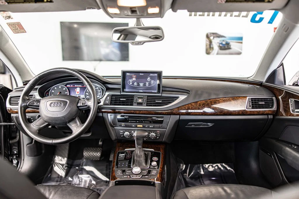 Used 2013 Black Audi  image 34
