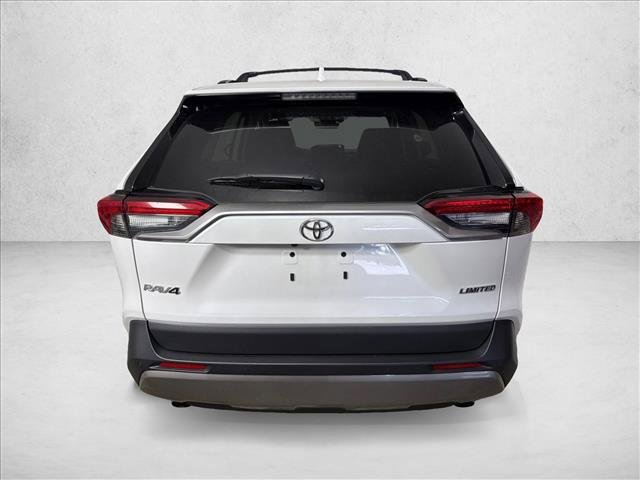 Certified Used 2025 WIND CHILL PEARL Toyota  image 5