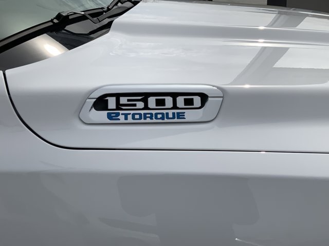 New 2026 Bright White Clear-Coat Exterior Paint RAM Limited image 24