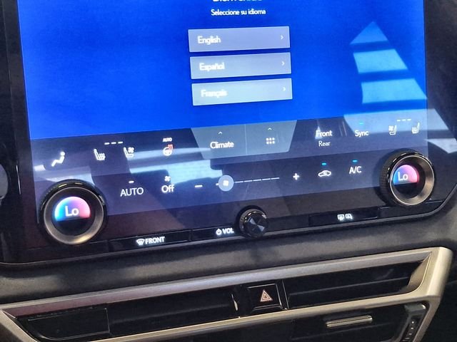 Used 2023 White Lexus 350 image 18