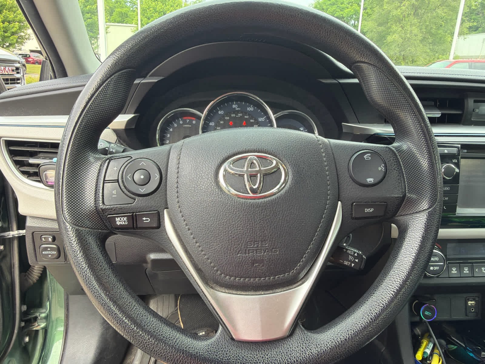 Used 2015  Toyota L image 8