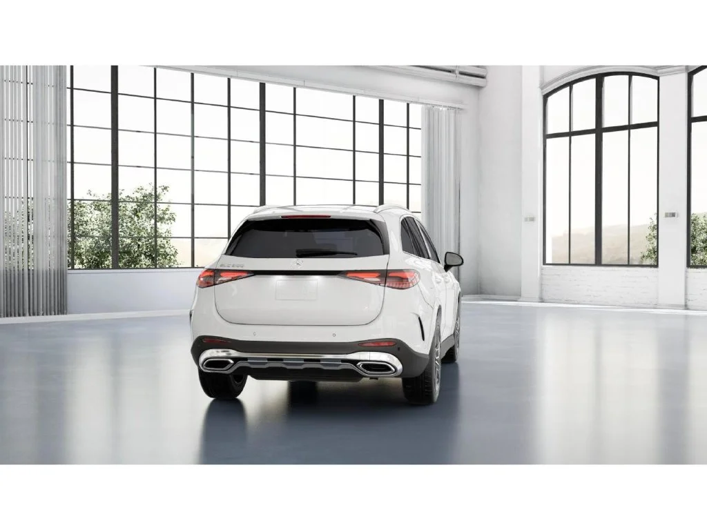 New 2027 White Mercedes-Benz GLC 300 image 54