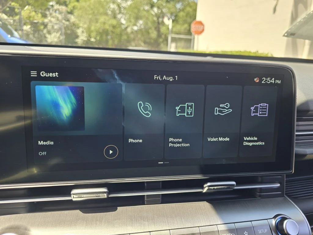 New 2027 Gray Hyundai SEL Premium image 18