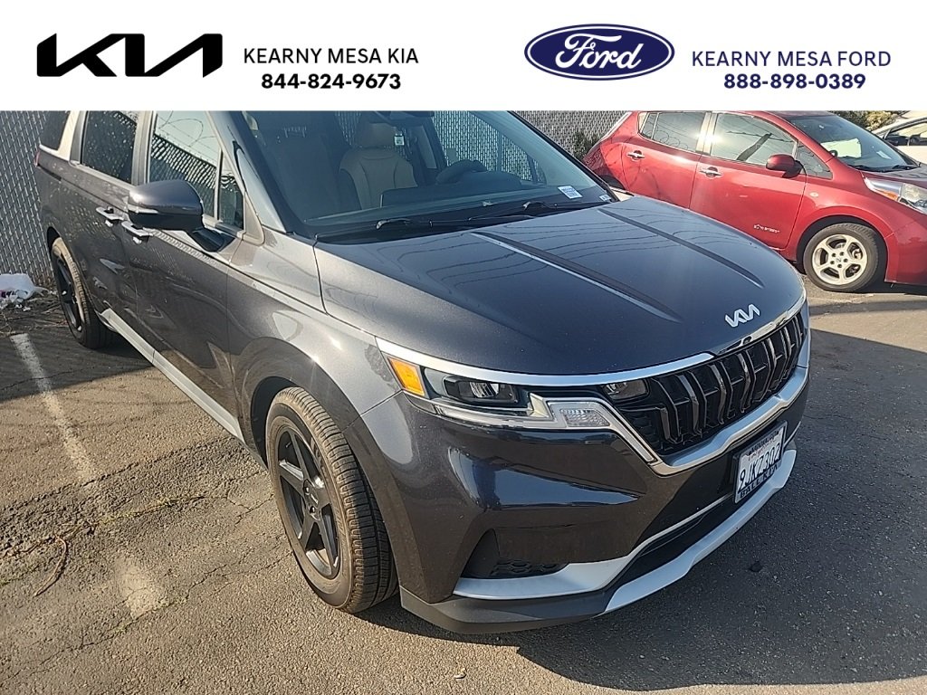 Pre-Owned 2024 Kia Carnival LX 4D Passenger Van in Chula Vista