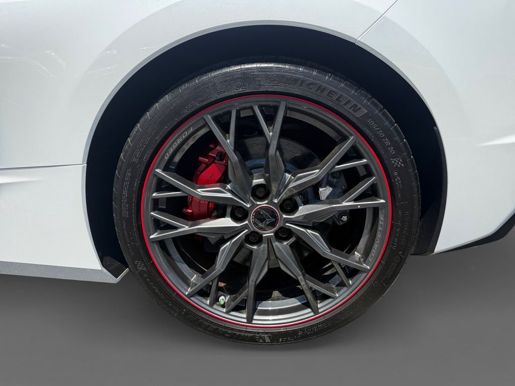 Used 2023 White Chevrolet Stingray image 8