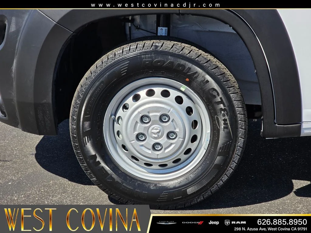 New 2026 Bright White Clearcoat RAM Base image 9
