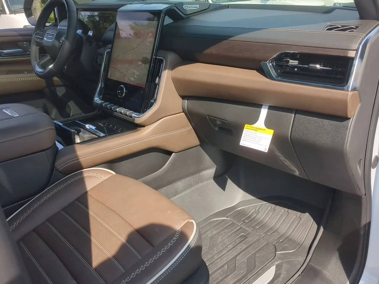 New 2026 Glacier White Tricoat GMC Denali Ultimate image 30