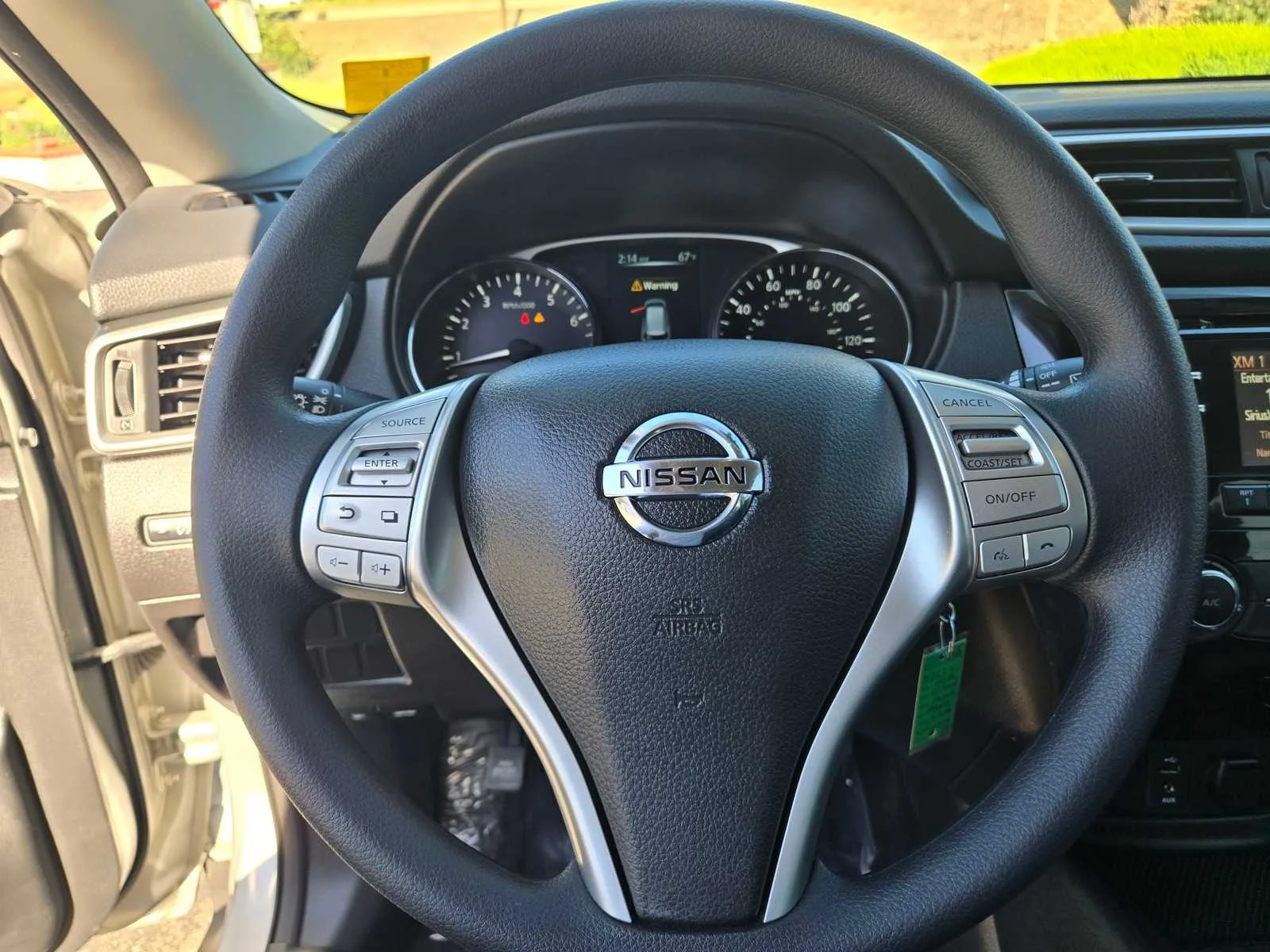 Used 2016  Nissan SV image 25