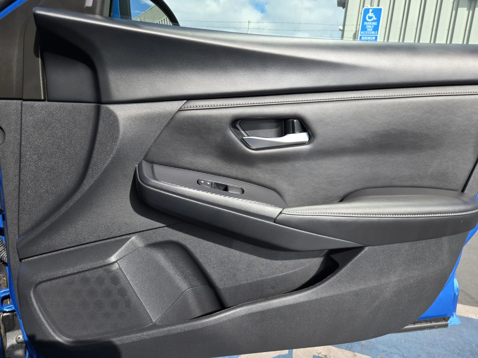 2024 Nissan Sentra SV - Photo 34