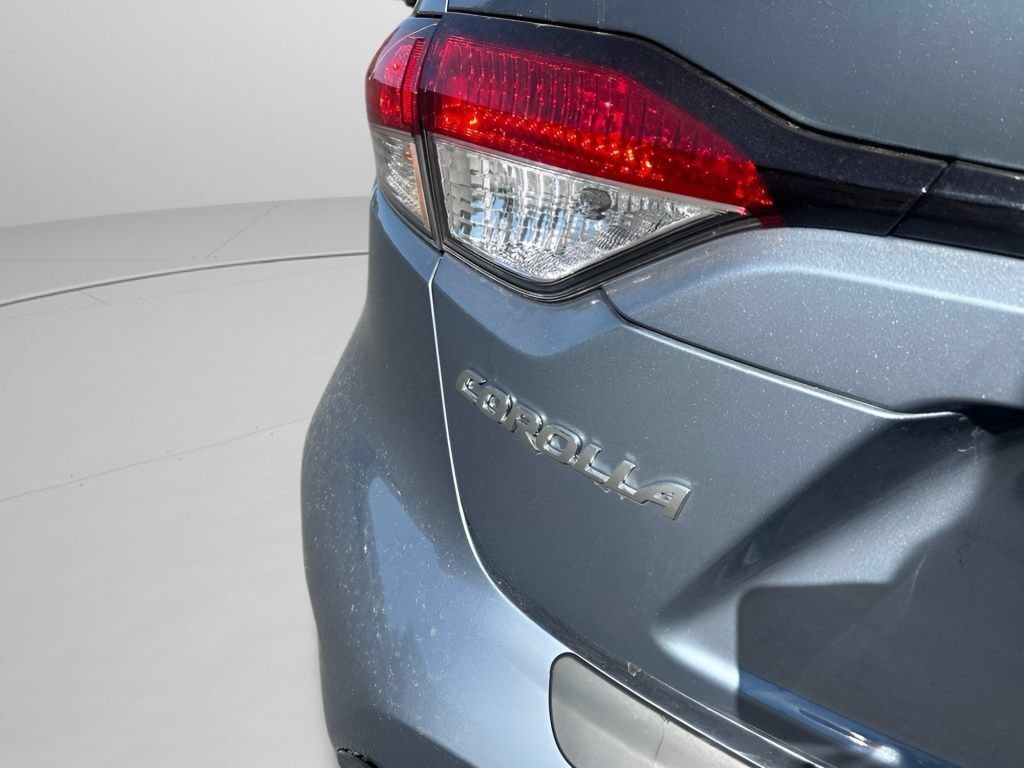 Used 2025 Celestite Toyota LE image 9