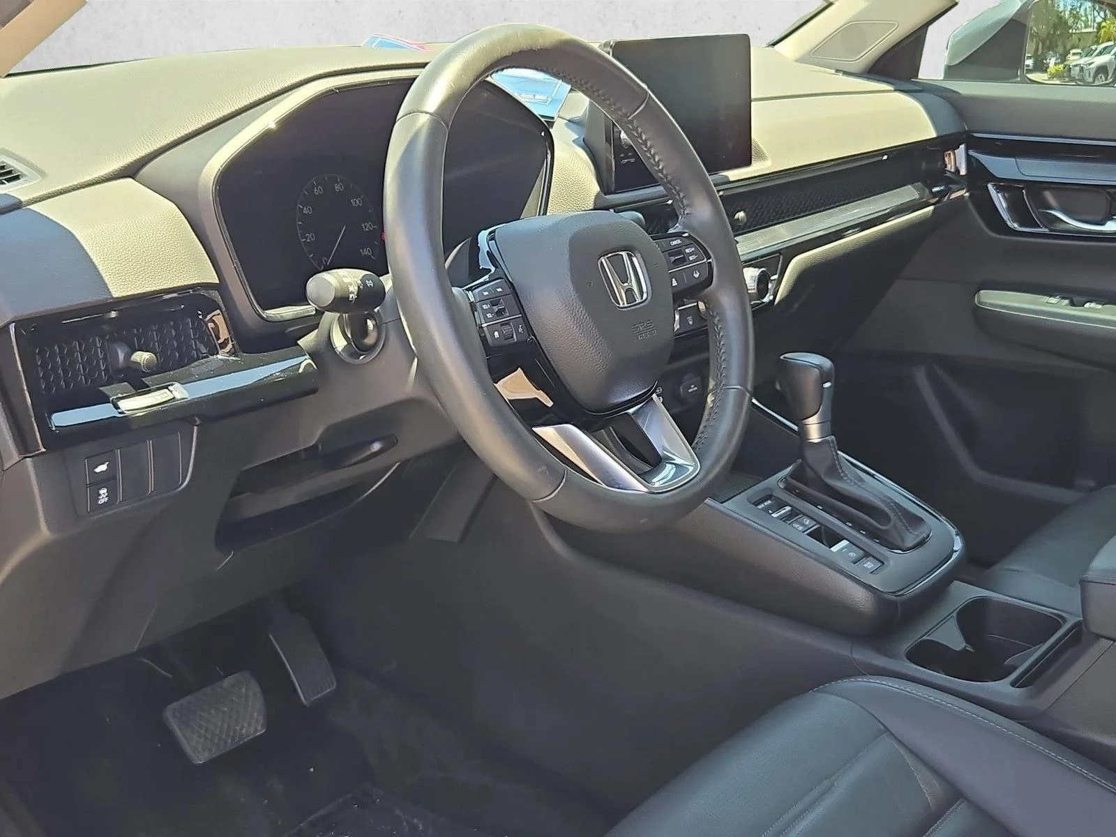 Used 2024 Lunar Silver Metallic Honda EX-L image 10