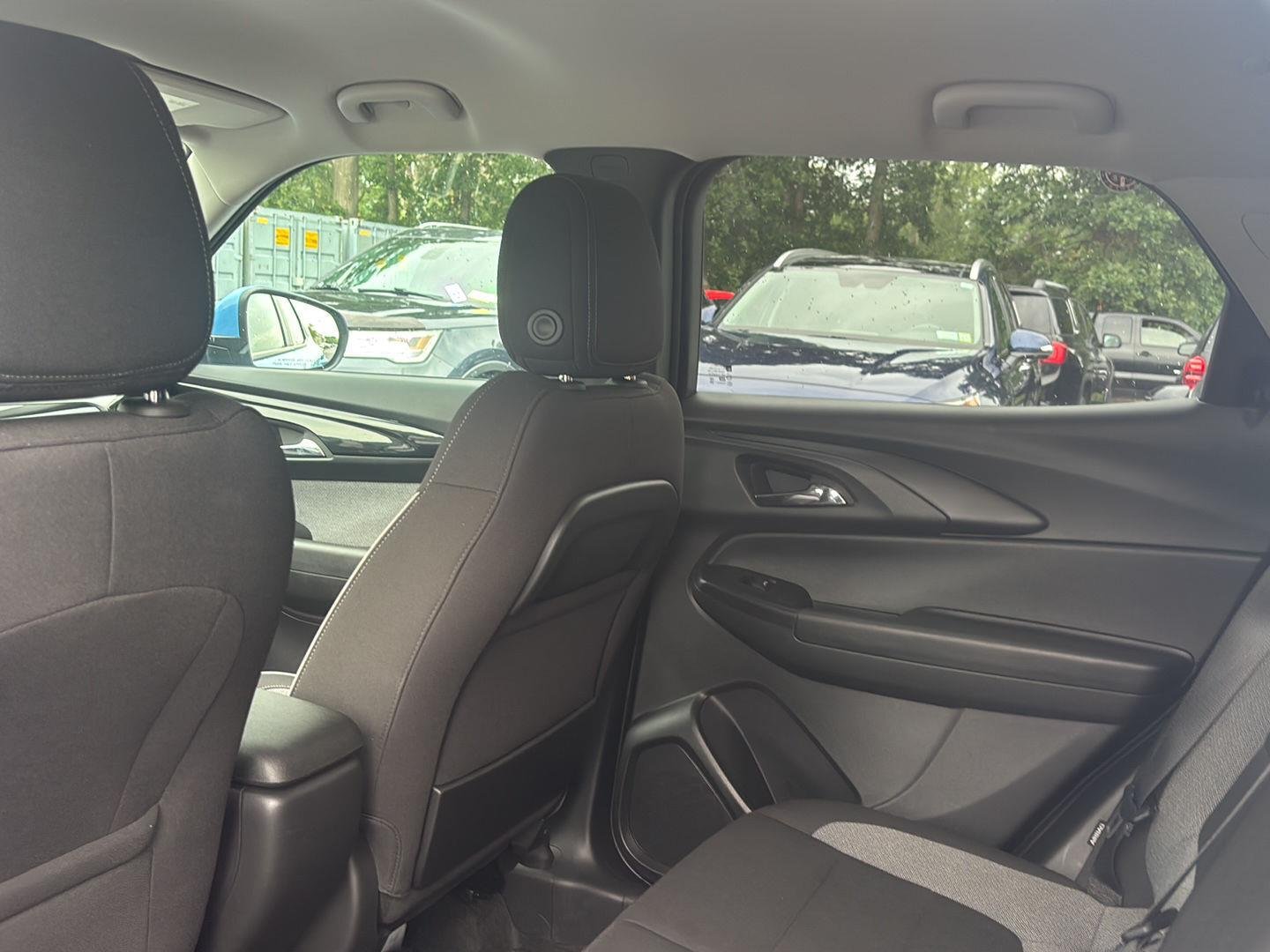 Used 2024 Fountain Blue Chevrolet LT image 12
