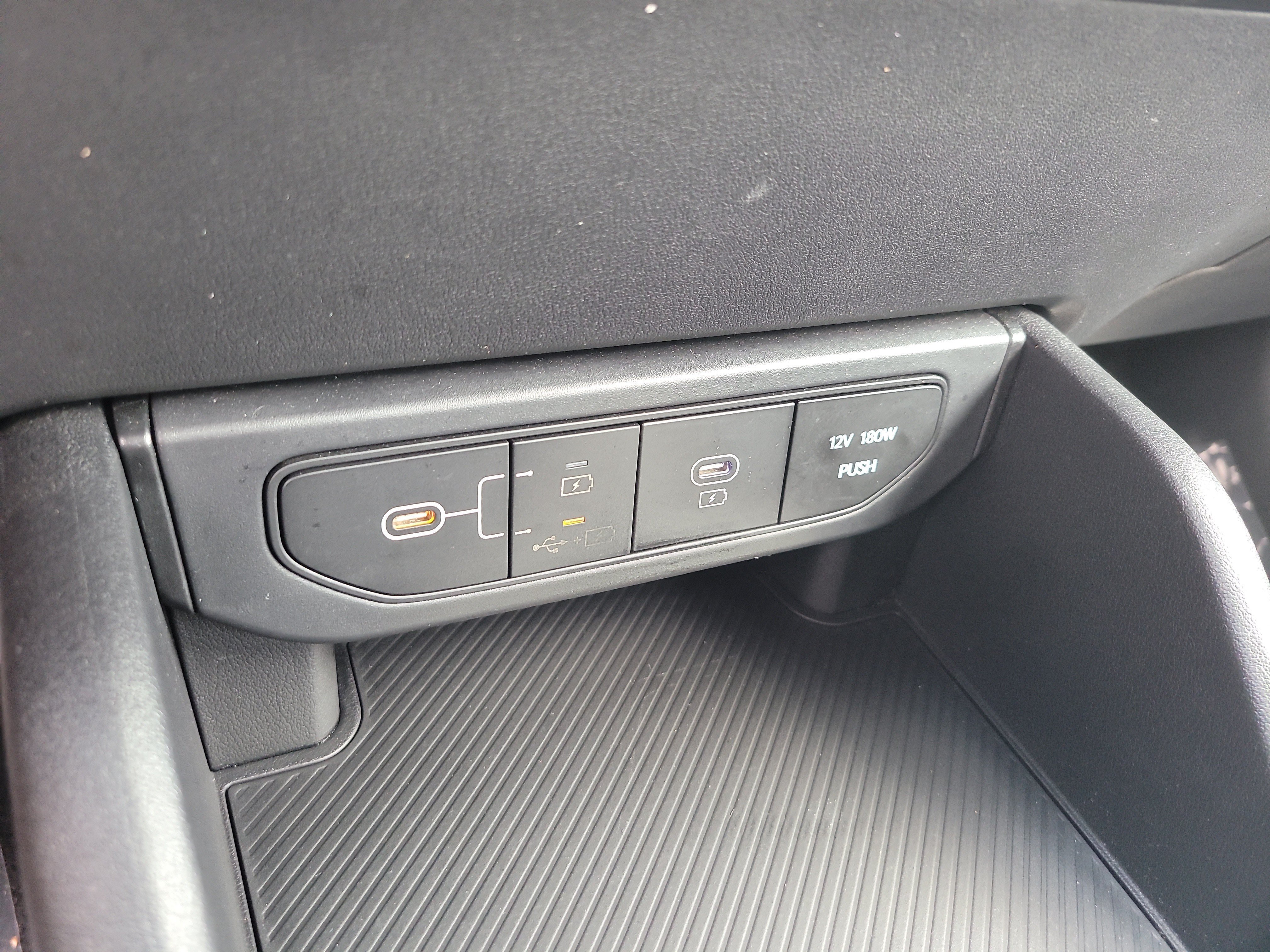 Used 2025 Aurora Black Pearl Kia LXS image 24