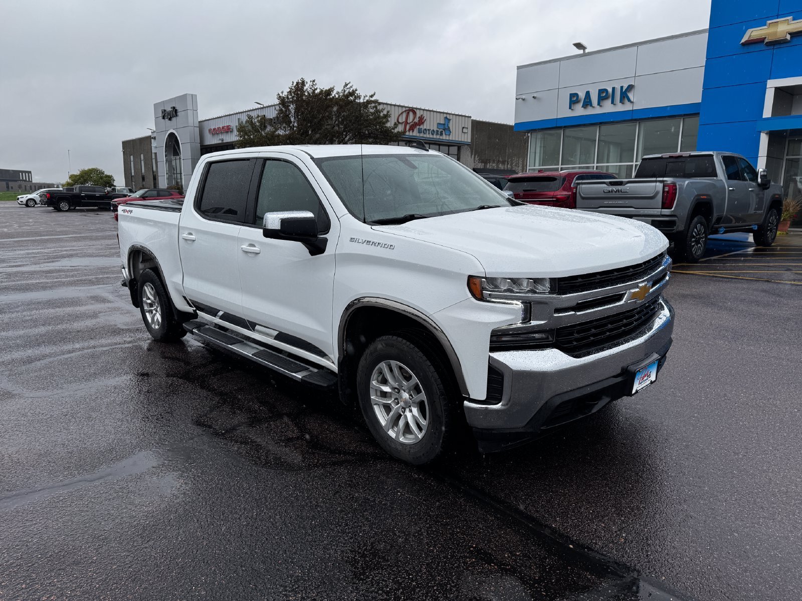 Used 2021 Summit White Chevrolet LT image 3