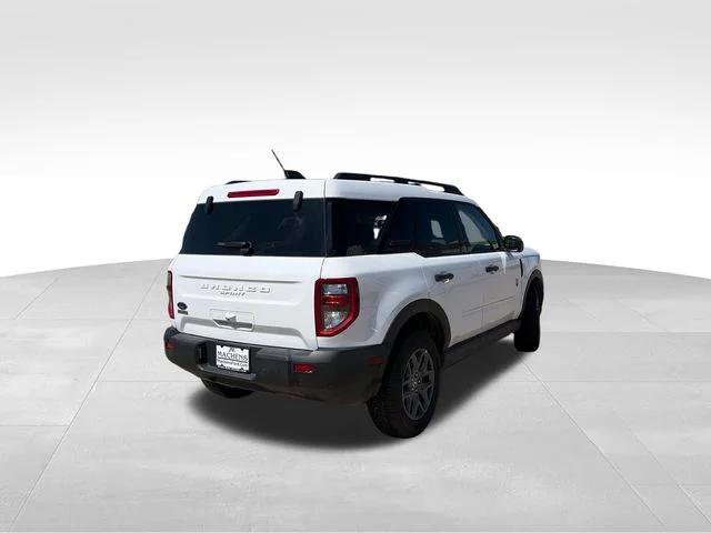 Used 2025 White Ford Big Bend image 9