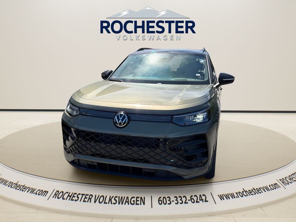 2026 Volkswagen Tiguan SE R-LINE BLACK