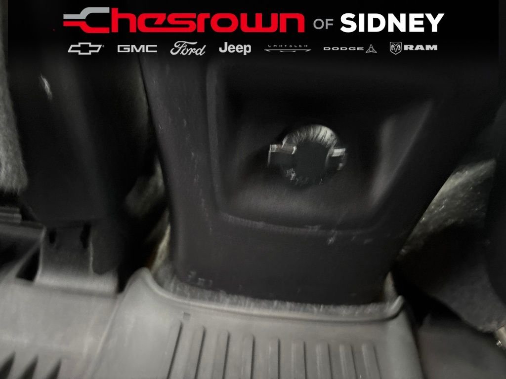 Used 2018 Black Currant Metallic Toyota XLE image 27