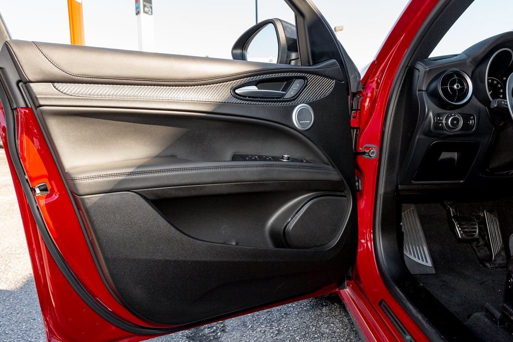 2024 Alfa Romeo Stelvio Quadrifoglio - Photo 22