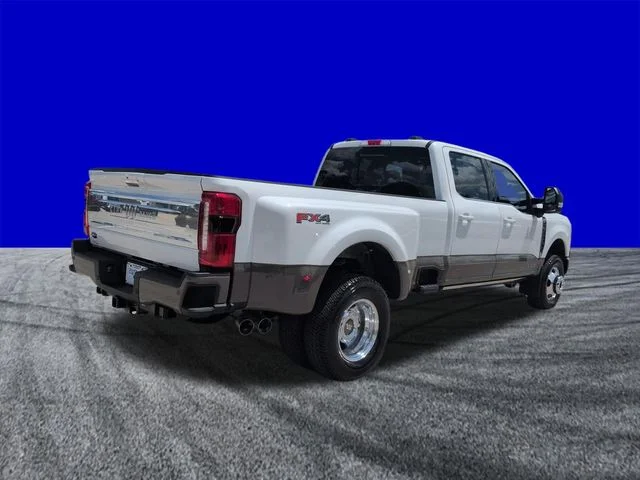 New 2026 Star White Metallic Tri-Coat Ford F-350® King Ranch® image 4