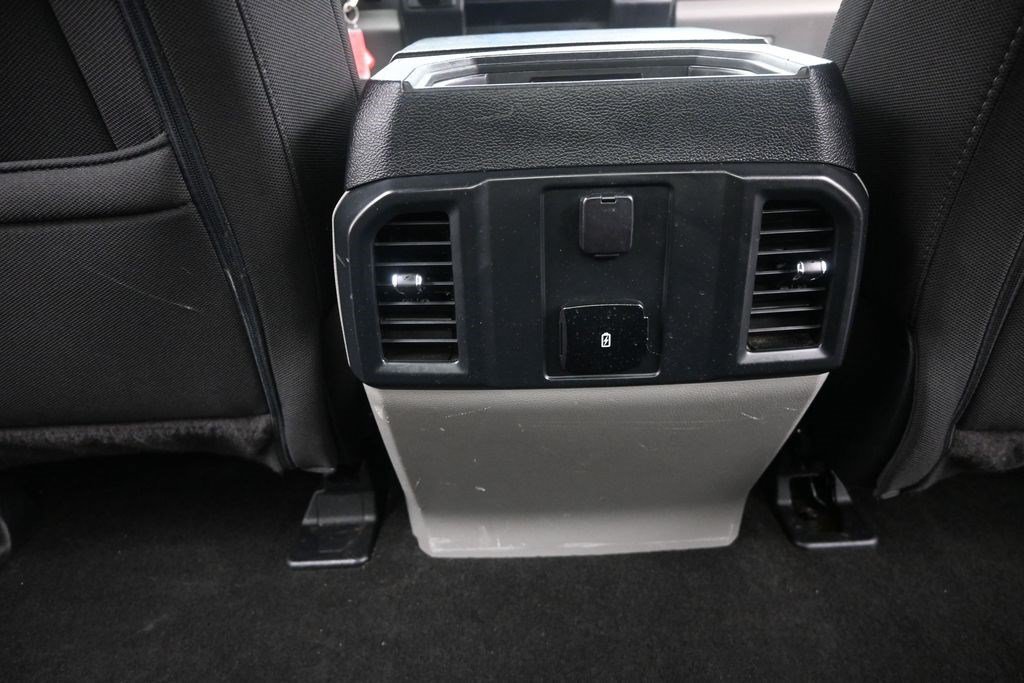 Used 2019 Agate Black Metallic Ford XL image 18